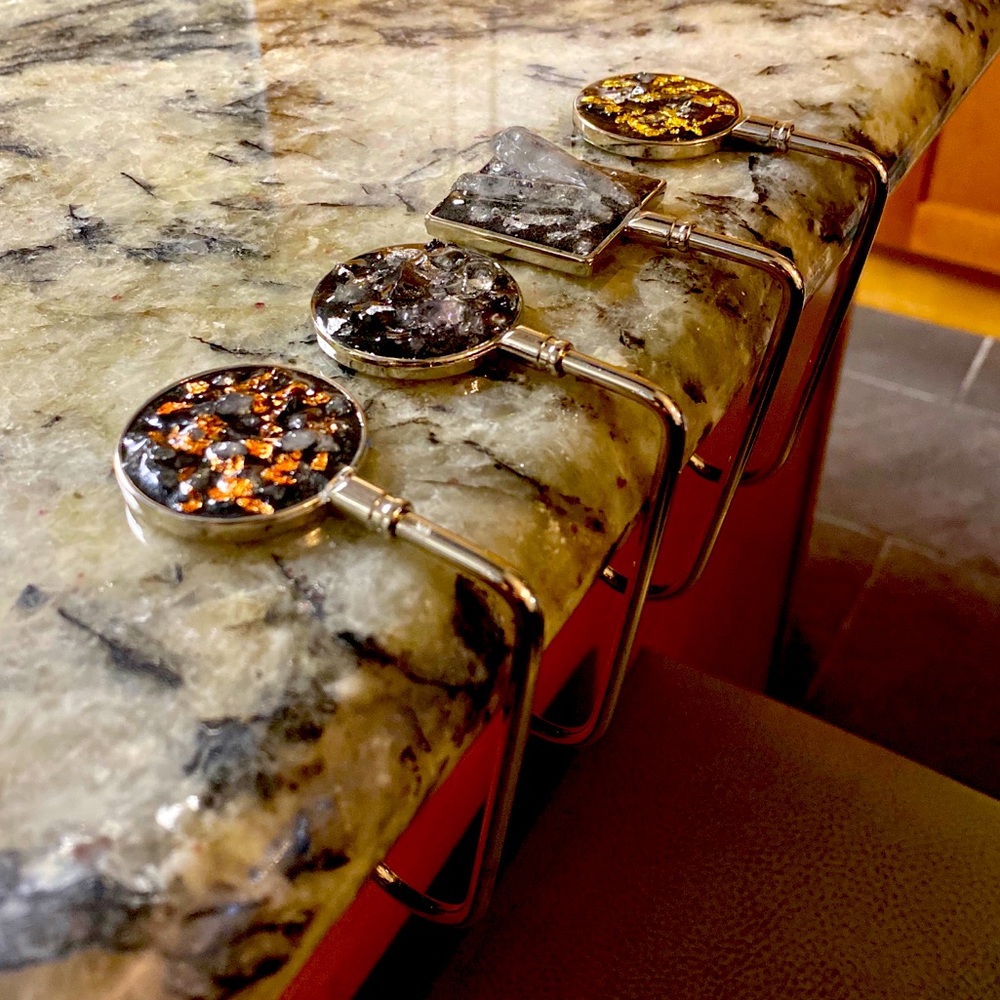 Purse hook | Amethyst & Gold Flake